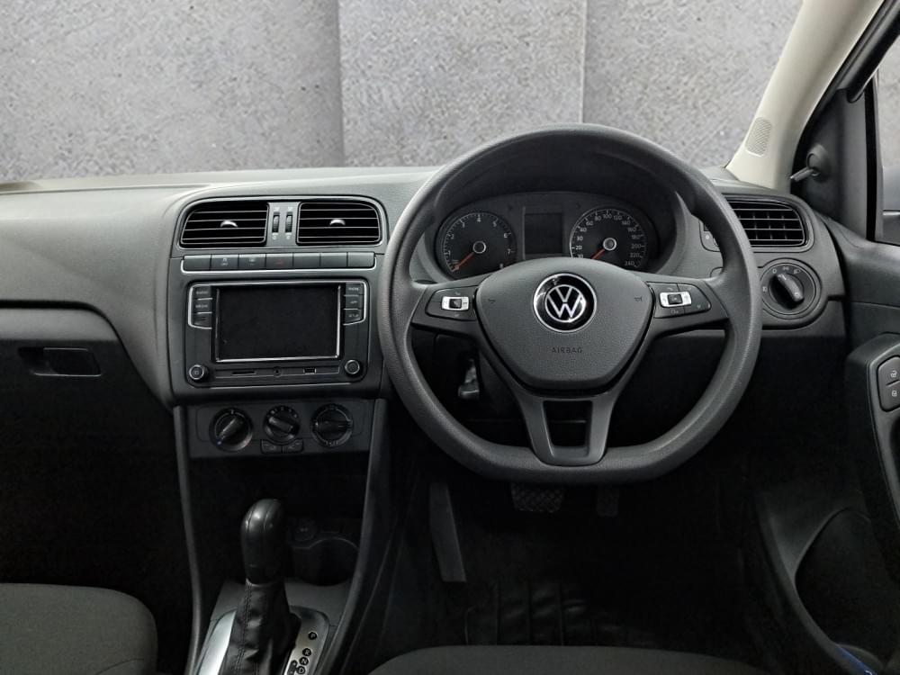 Volkswagen Polo Vivo Hatch 1.6 Comfortline Tiptronic