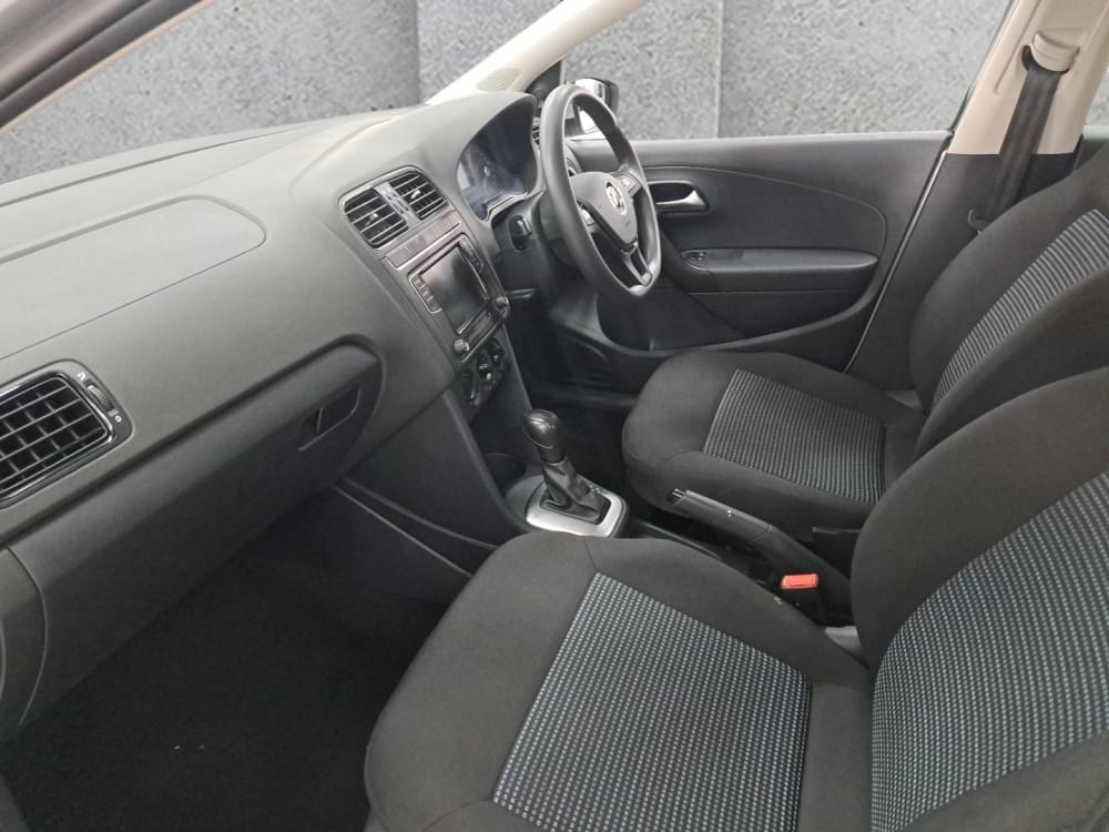 Volkswagen Polo Vivo Hatch 1.6 Comfortline Tiptronic