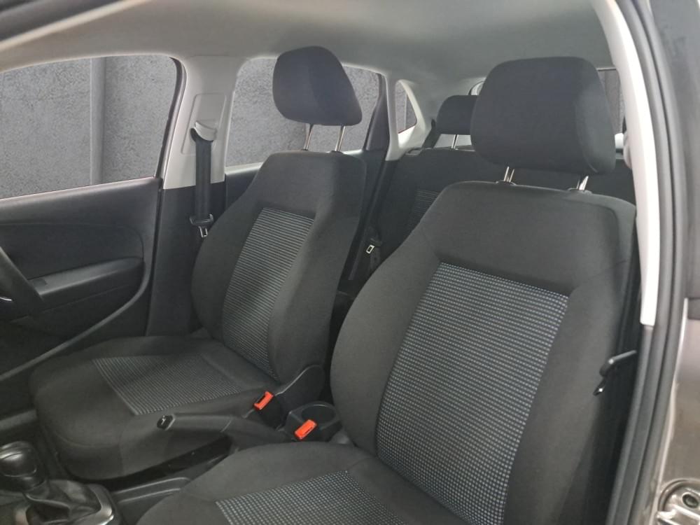 Volkswagen Polo Vivo Hatch 1.6 Comfortline Tiptronic