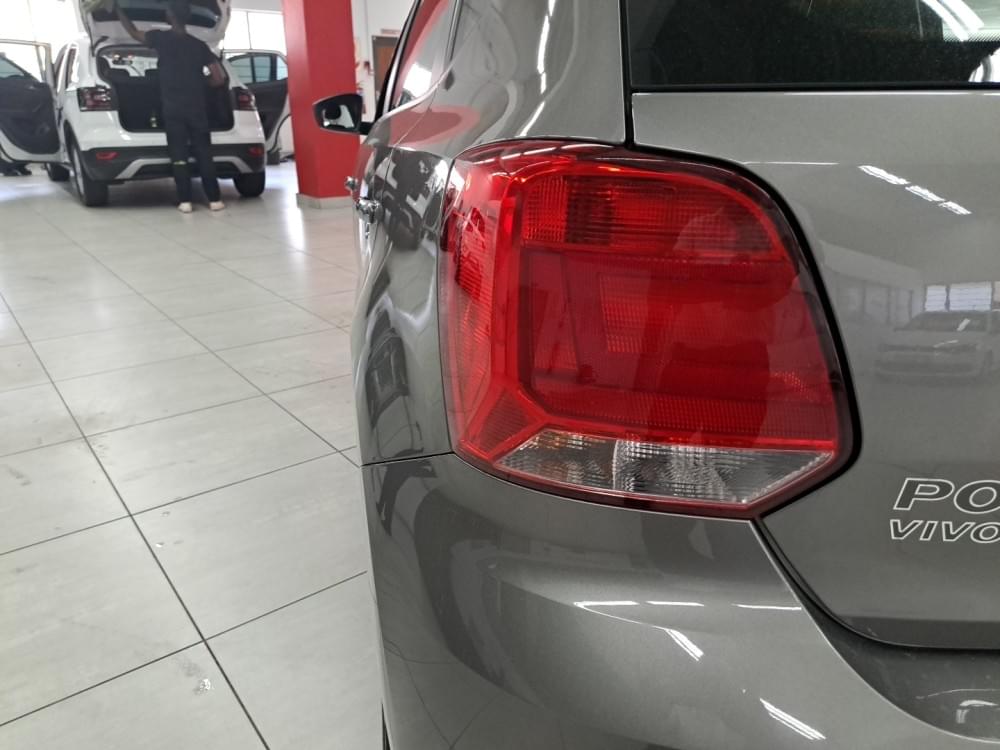 Volkswagen Polo Vivo Hatch 1.6 Comfortline Tiptronic