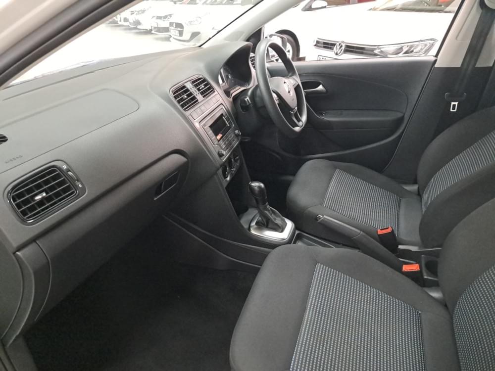 Volkswagen Polo Vivo Hatch 1.6 Comfortline Tiptronic