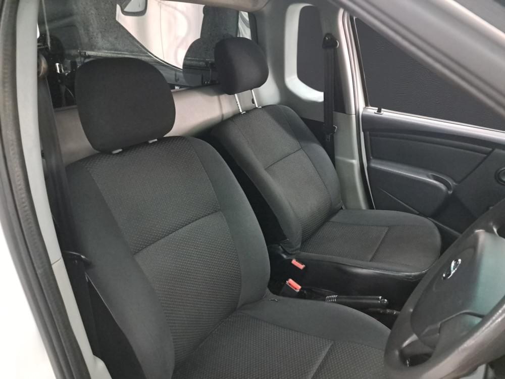 Nissan Np200 1.6 8V Ac Safety Pack