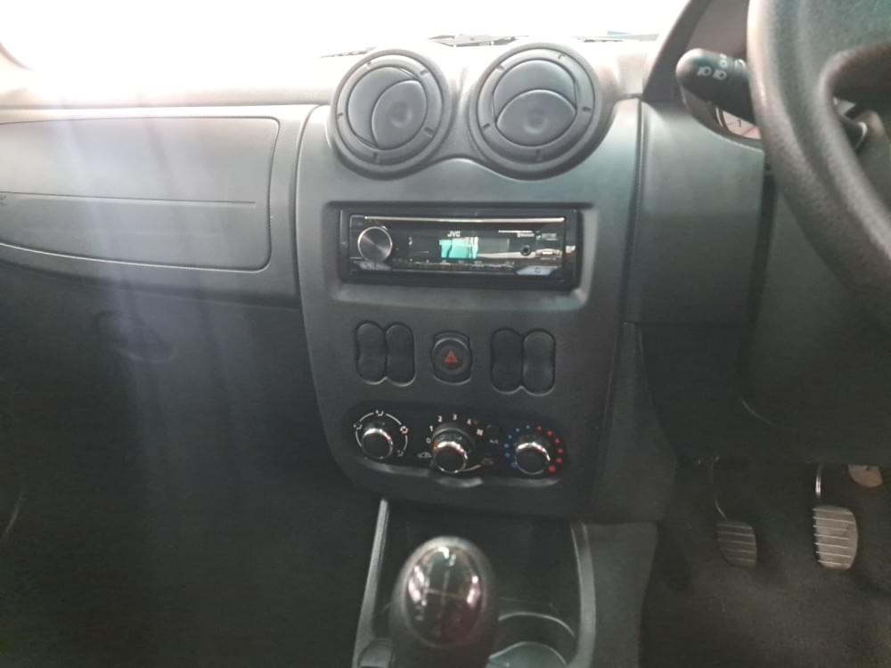 Nissan Np200 1.6 8V Ac Safety Pack