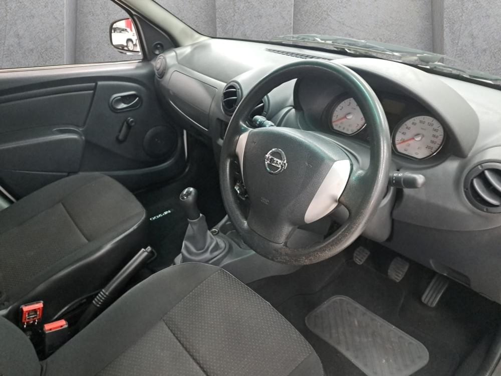 Nissan Np200 1.6 8V Ac Safety Pack