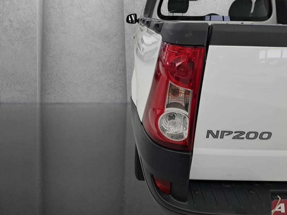Nissan Np200 1.6 8V Ac Safety Pack