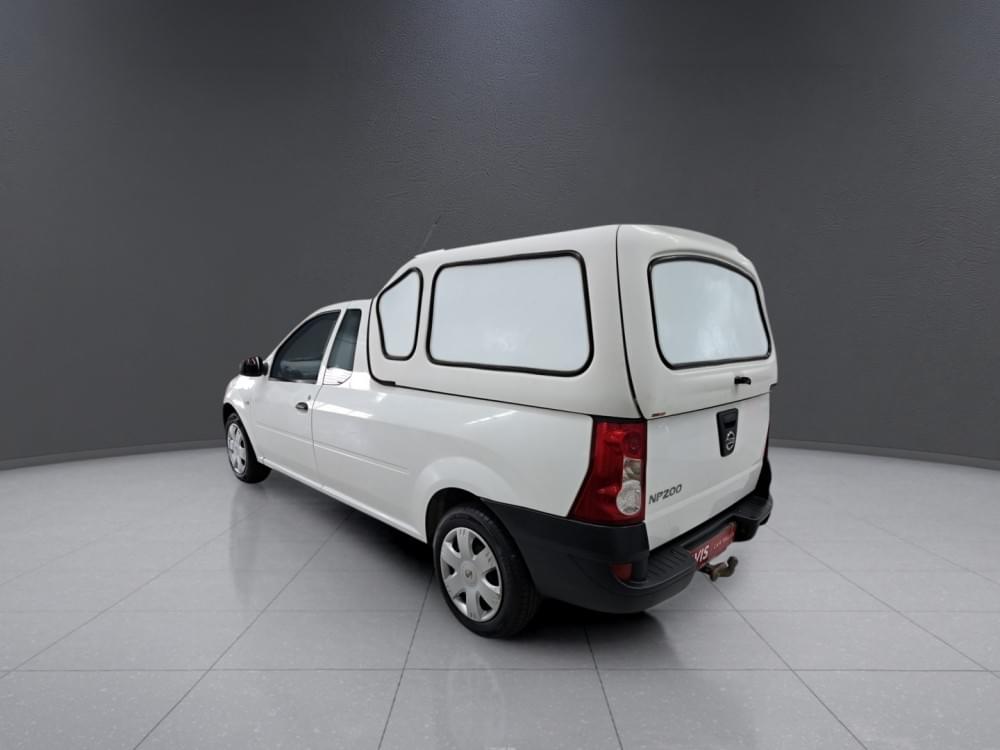 Nissan Np200 1.6 8V Ac Safety Pack