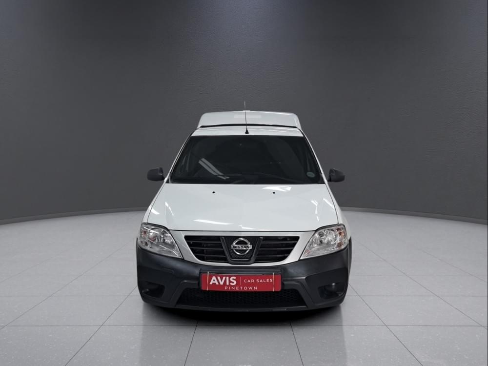 Nissan Np200 1.6 8V Ac Safety Pack