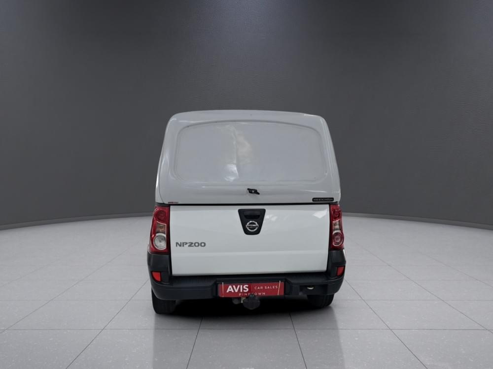 Nissan Np200 1.6 8V Ac Safety Pack