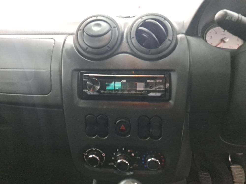 Nissan Np200 1.6 8V Ac Safety Pack