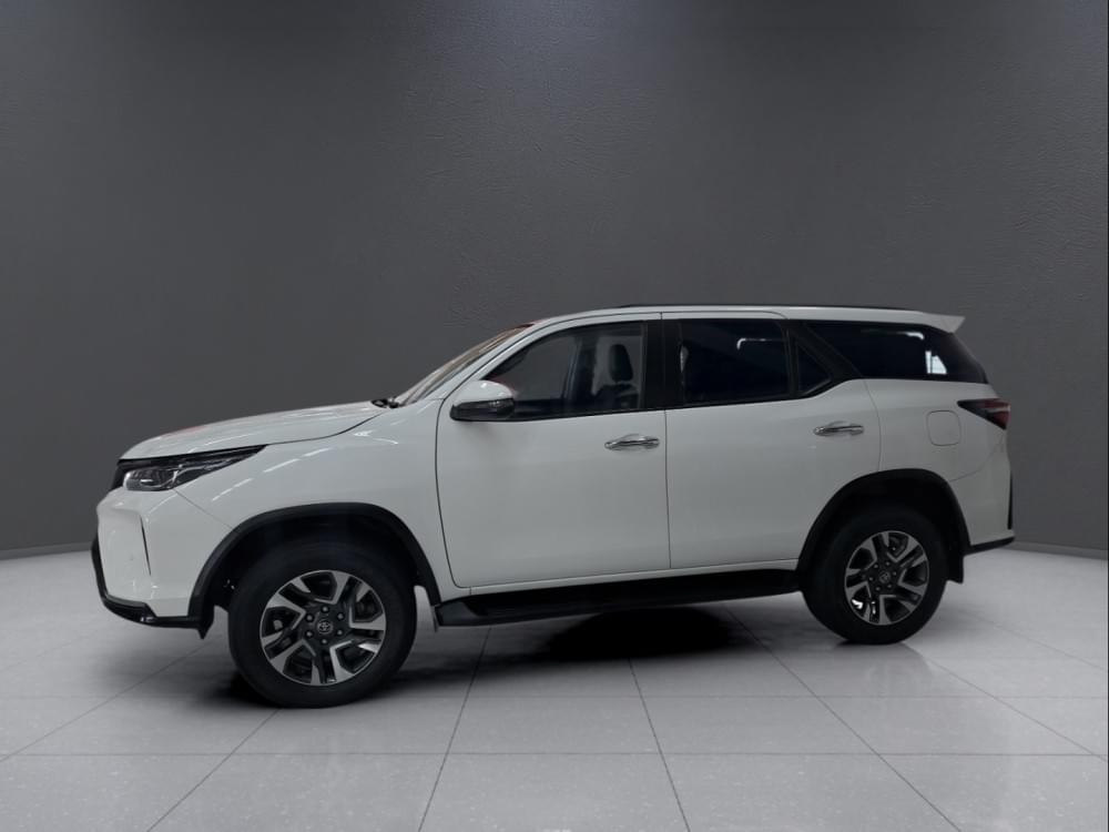 Toyota Fortuner 2.4 Gd-6 Rb 6At