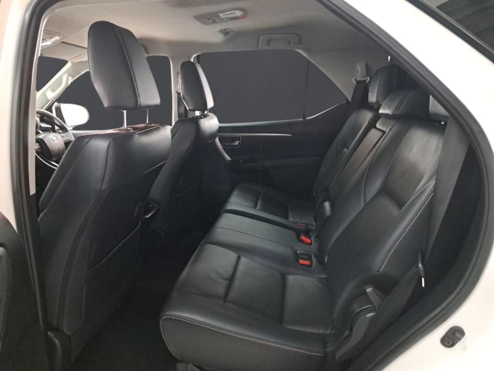 Toyota Fortuner 2.4 Gd-6 Rb 6At
