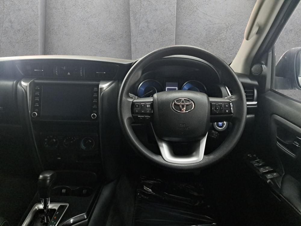 Toyota Fortuner 2.4 Gd-6 Raised Body At