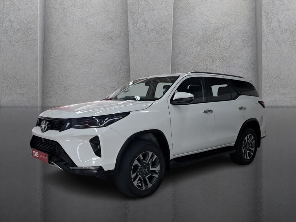 Toyota Fortuner 2.4 Gd-6 Rb At