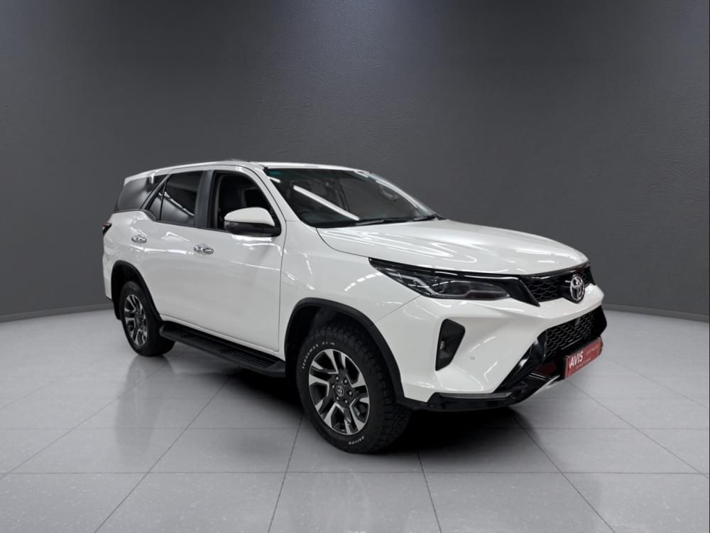 Toyota Fortuner 2.4 Gd-6 Rb At