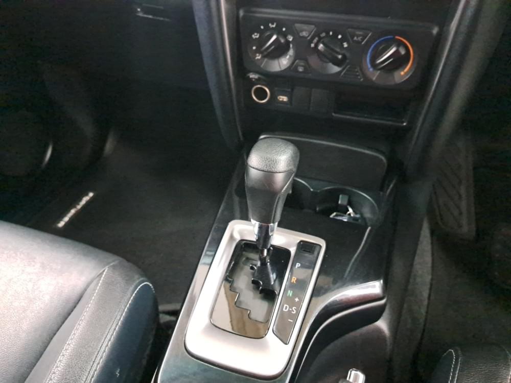 Toyota Fortuner 2.4 Gd-6 Rb At