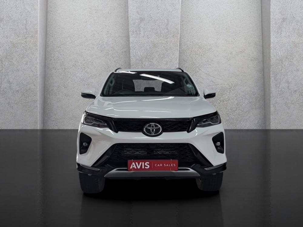 Toyota Fortuner 2.4 Gd-6 Rb At