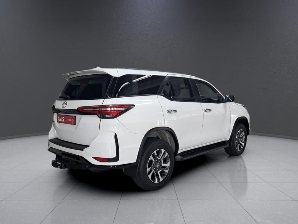 Toyota Fortuner 2.4 Gd-6 Rb 6At