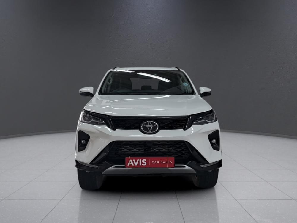 Toyota Fortuner 2.4 Gd-6 Rb At