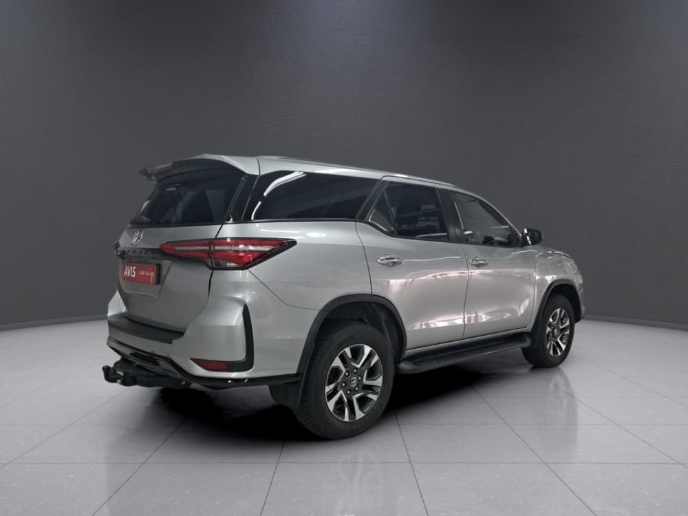 Toyota Fortuner 2.4 Gd-6 Rb 6At