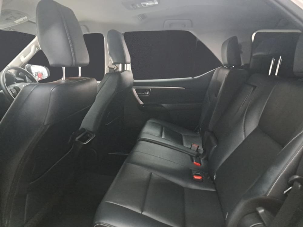 Toyota Fortuner 2.4 Gd-6 Rb At