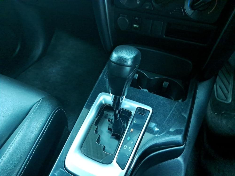 Toyota Fortuner 2.4 Gd-6 Rb At