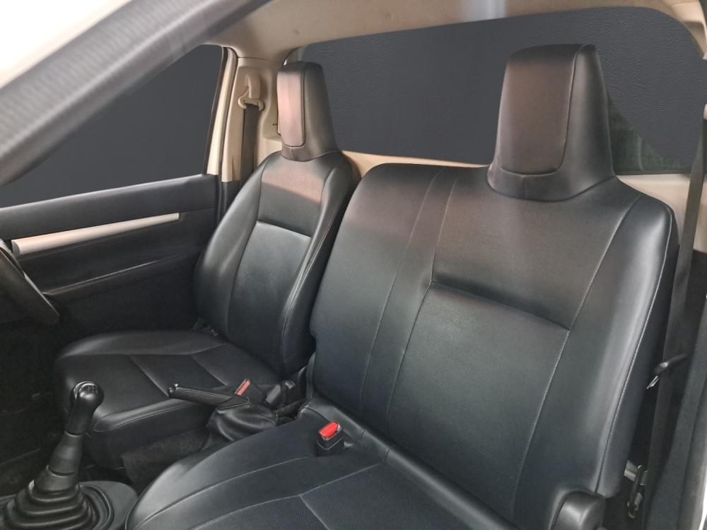 Toyota Hilux 2.4 Gd S Ac