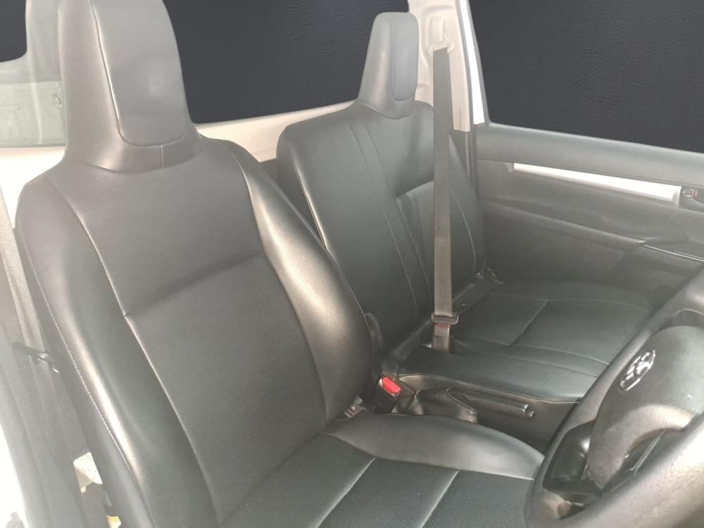 Toyota Hilux 2.4 Gd S Ac