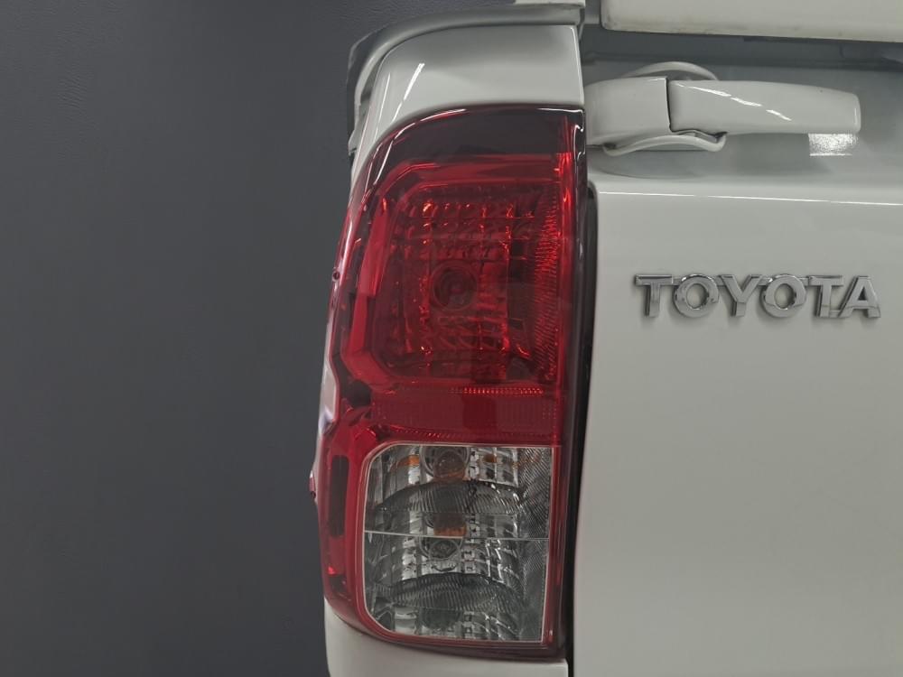 Toyota Hilux 2.4 Gd S Ac