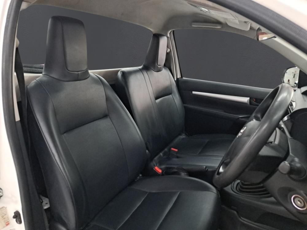 Toyota N/A 2.4 Gd S Ac