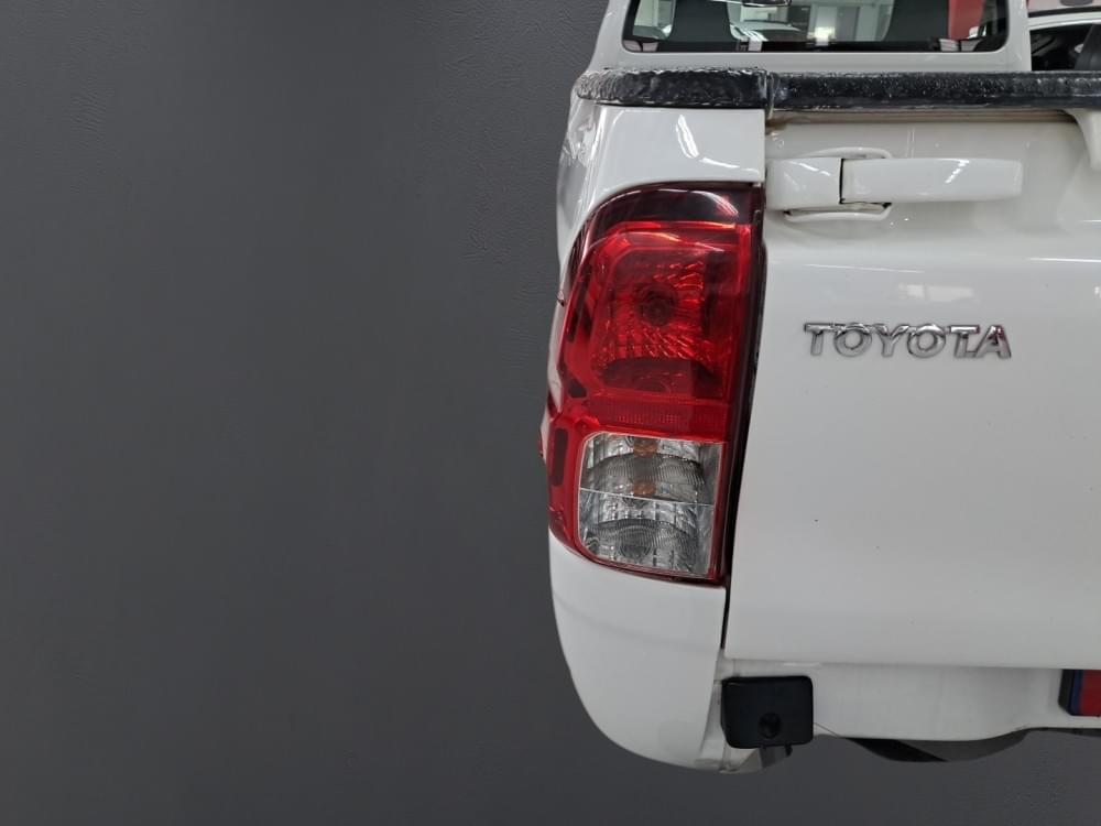 Toyota N/A 2.4 Gd S Ac
