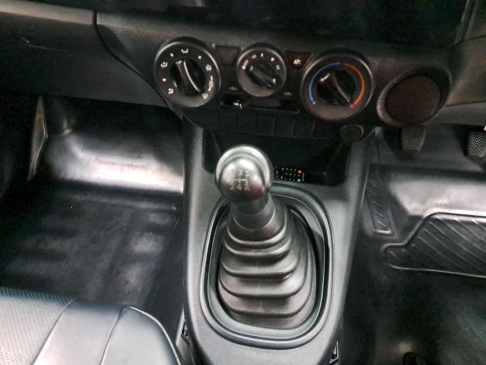 Toyota Hilux 2.0 Vvti S Ac