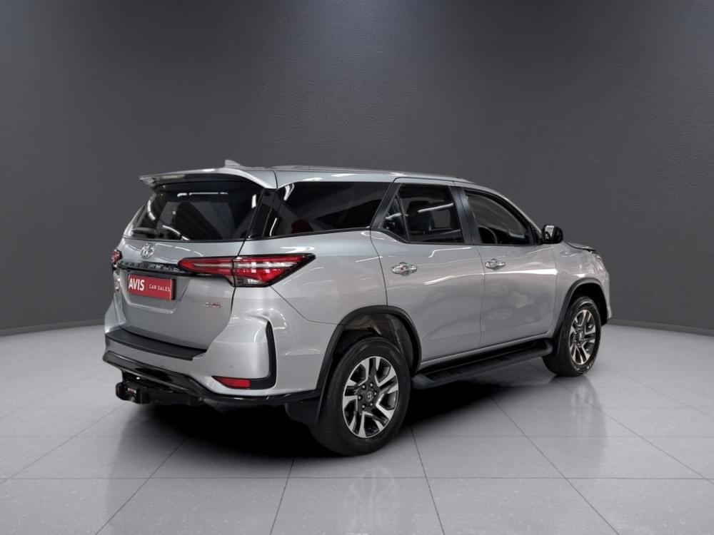 Toyota Fortuner 2.4 Gd-6 4X4 At