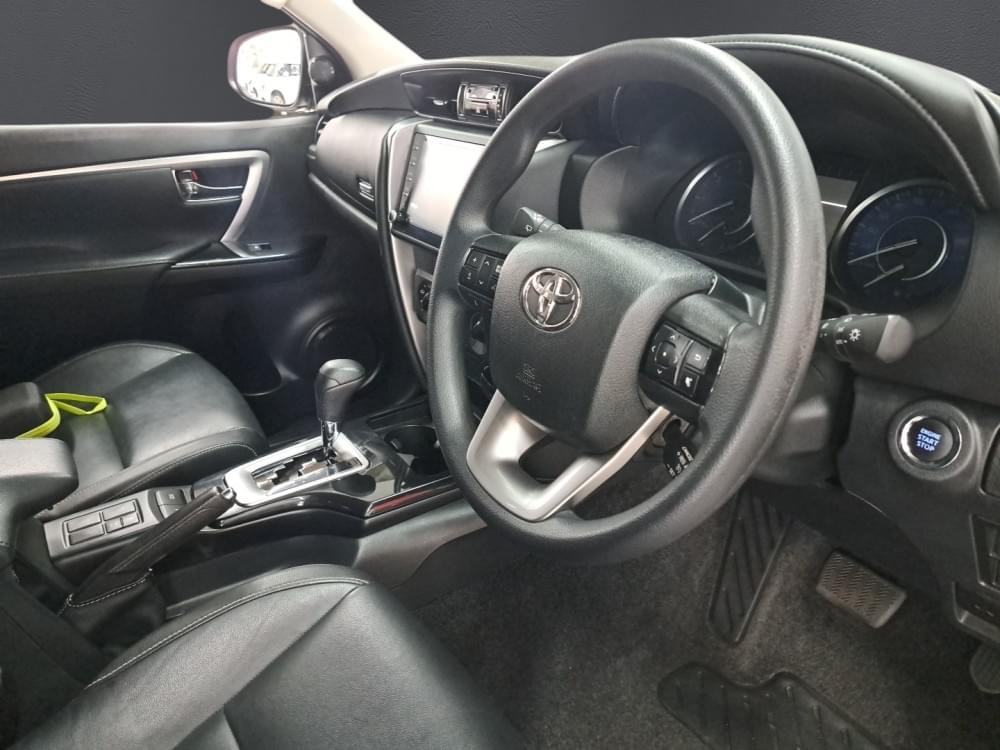 Toyota Fortuner 2.4 Gd-6 4X4 At