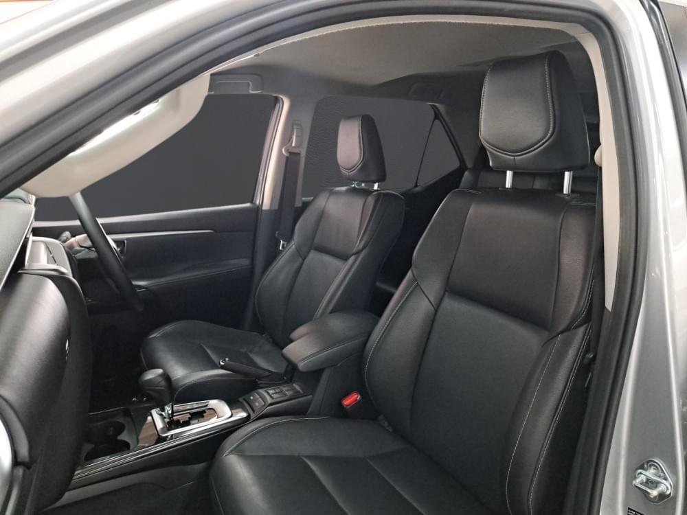 Toyota Fortuner 2.4 Gd-6 4X4 At