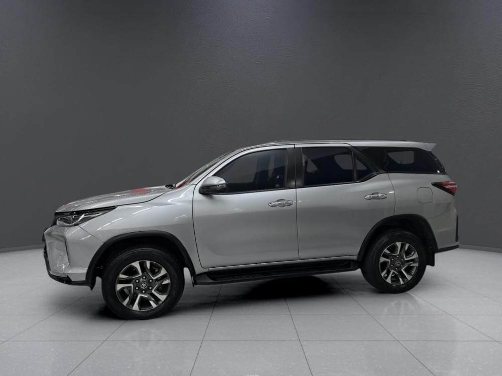 Toyota Fortuner 2.4 Gd-6 4X4 At