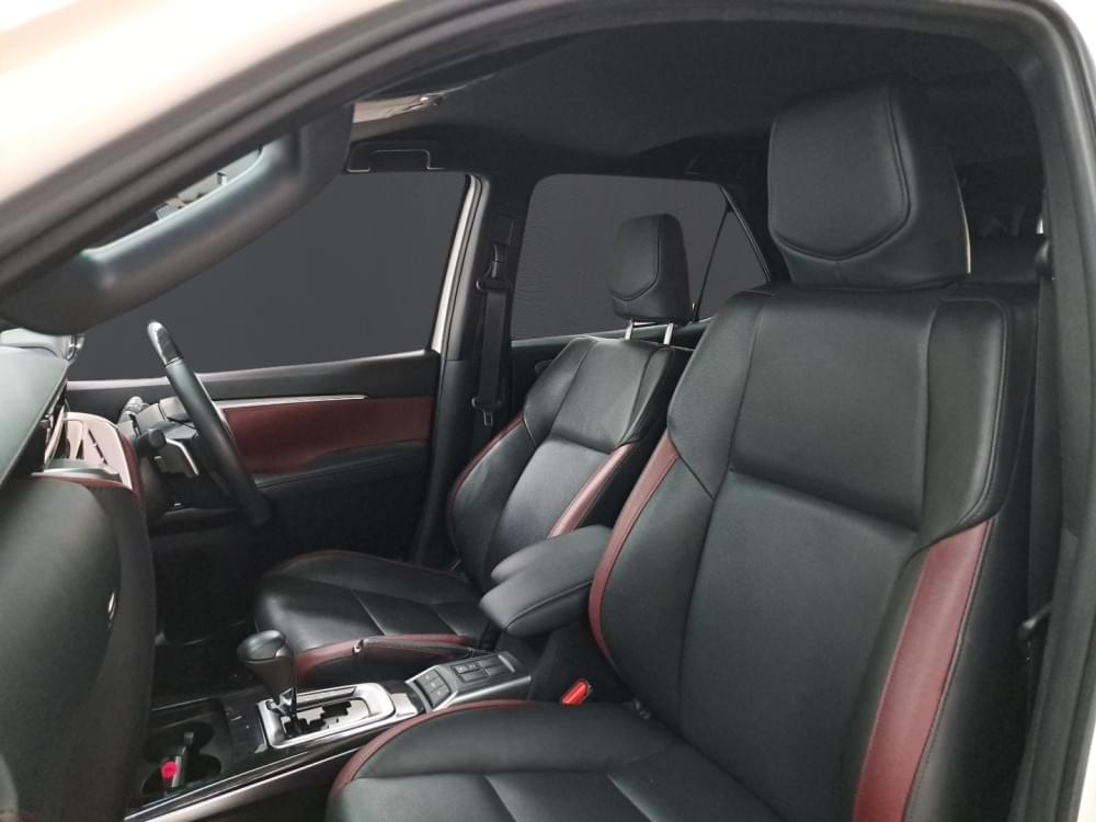 Toyota Fortuner 2.8 Gd-6 Rb At