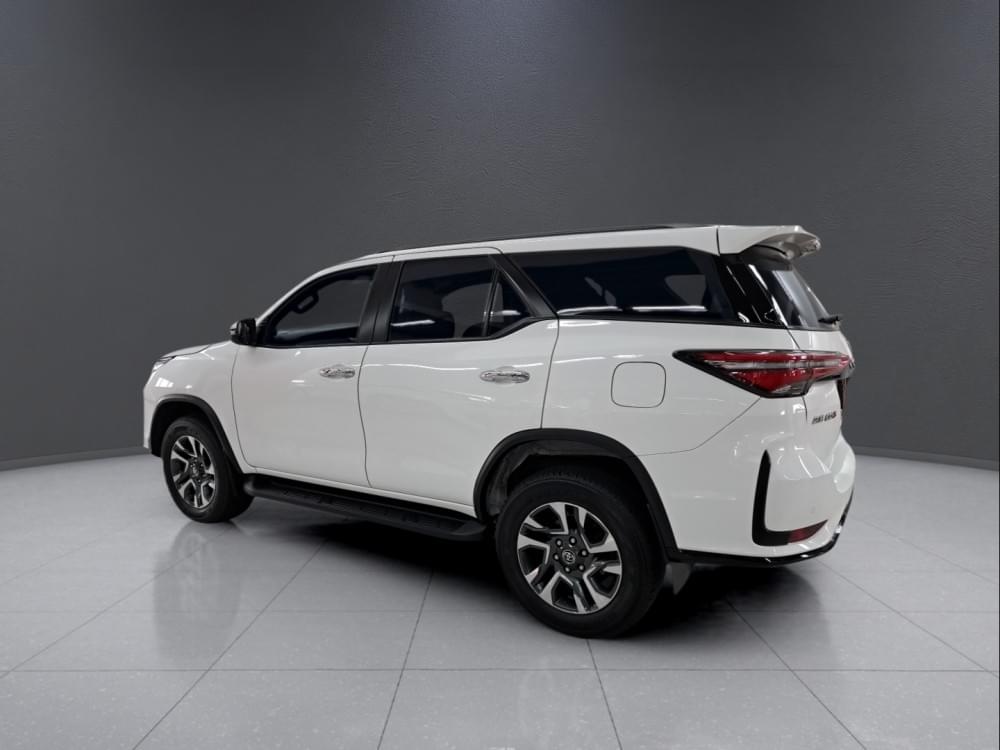 Toyota N/A 2.8 Gd-6 Rb At