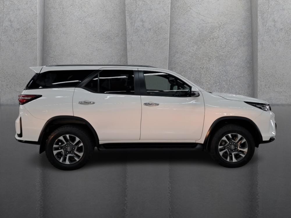 Toyota Fortuner 2.8 Gd-6 Rb At