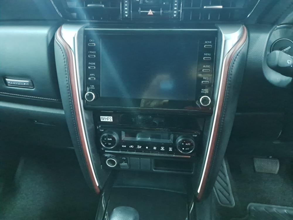 Toyota Fortuner 2.8 Gd-6 Rb At