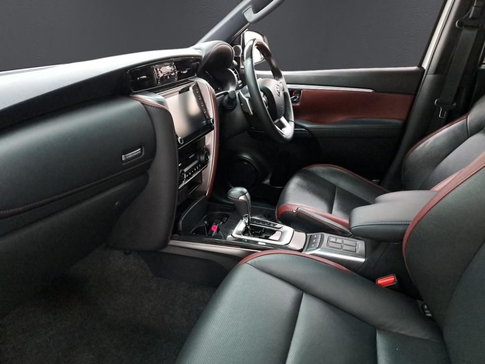 Toyota Fortuner 2.8 Gd-6 Rb 6At Bt