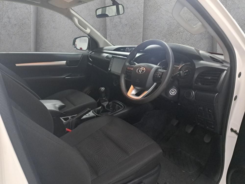 Toyota Hilux 2.4 Gd-6 Rb Raider