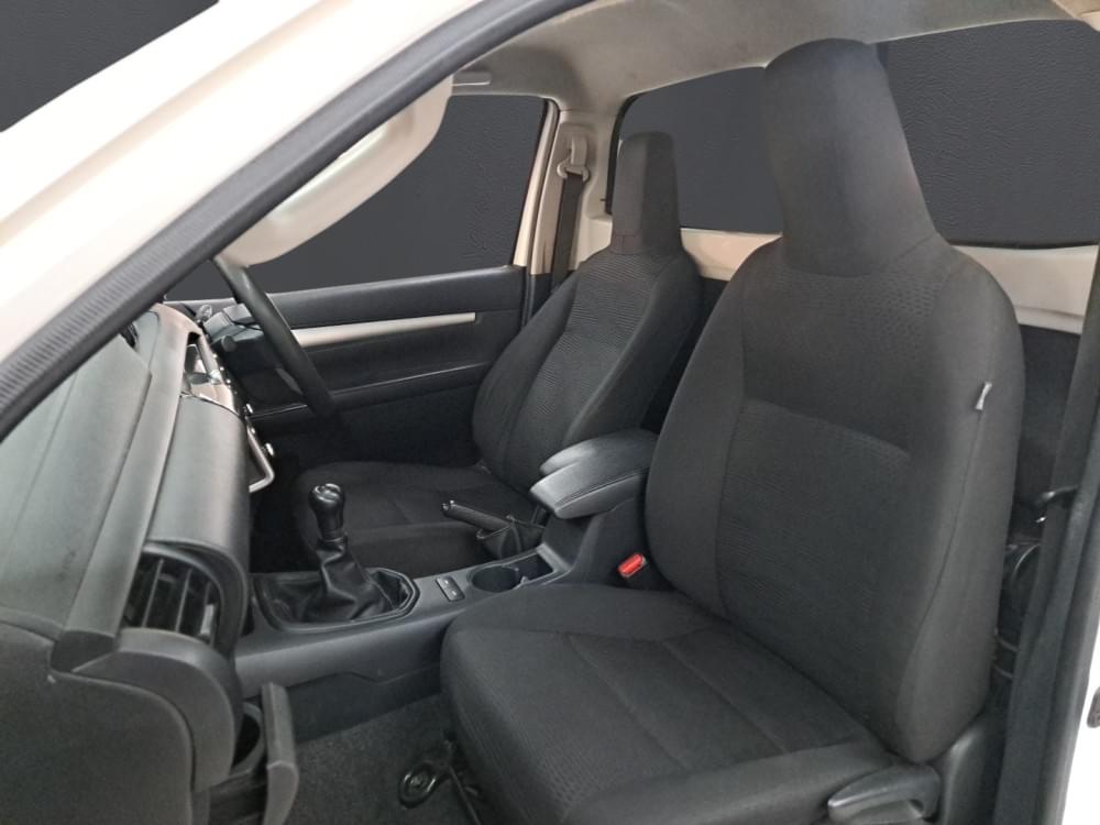 Toyota Hilux 2.4 Gd-6 Raider 4X4