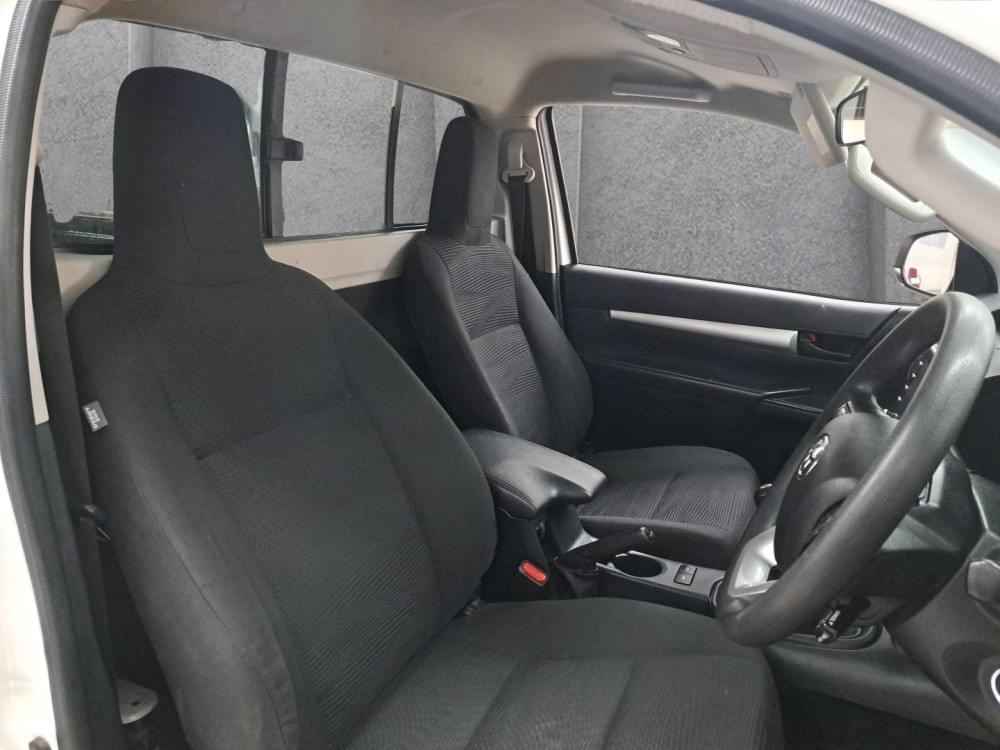 Toyota Hilux 2.4 Gd-6 Raider 4X4