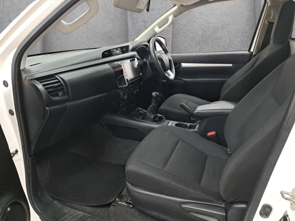Toyota Hilux 2.4 Gd-6 Raider 4X4