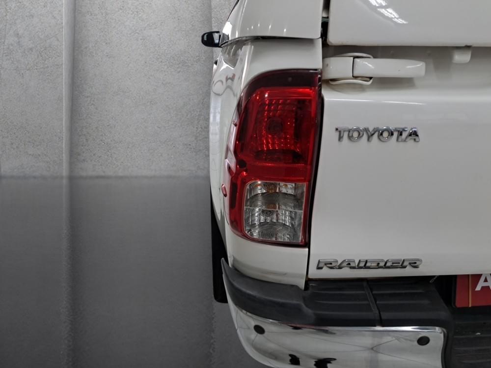 Toyota Hilux 2.4 Gd-6 Raider 4X4