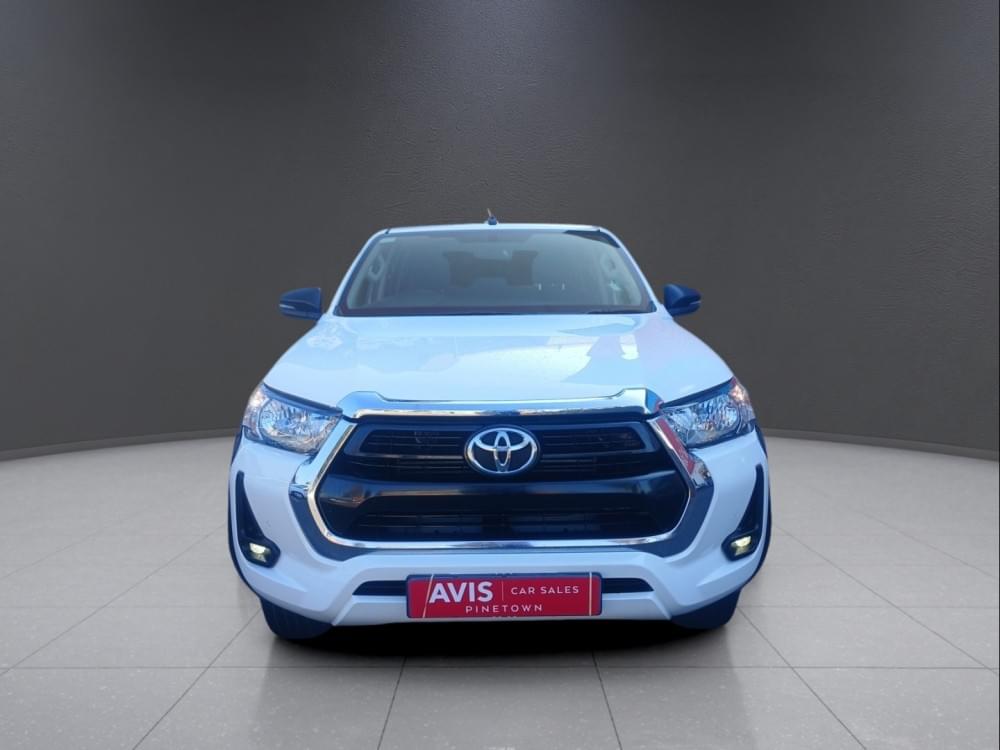 Toyota Hilux 2.4 Gd-6 Raider 4X4 At D Cab