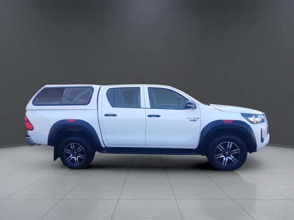Toyota Hilux 2.4 Gd-6 Raider 4X4 At D Cab