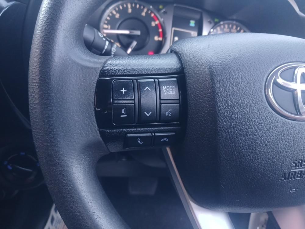 Toyota Hilux 2.4 Gd-6 Raider 4X4 At D Cab