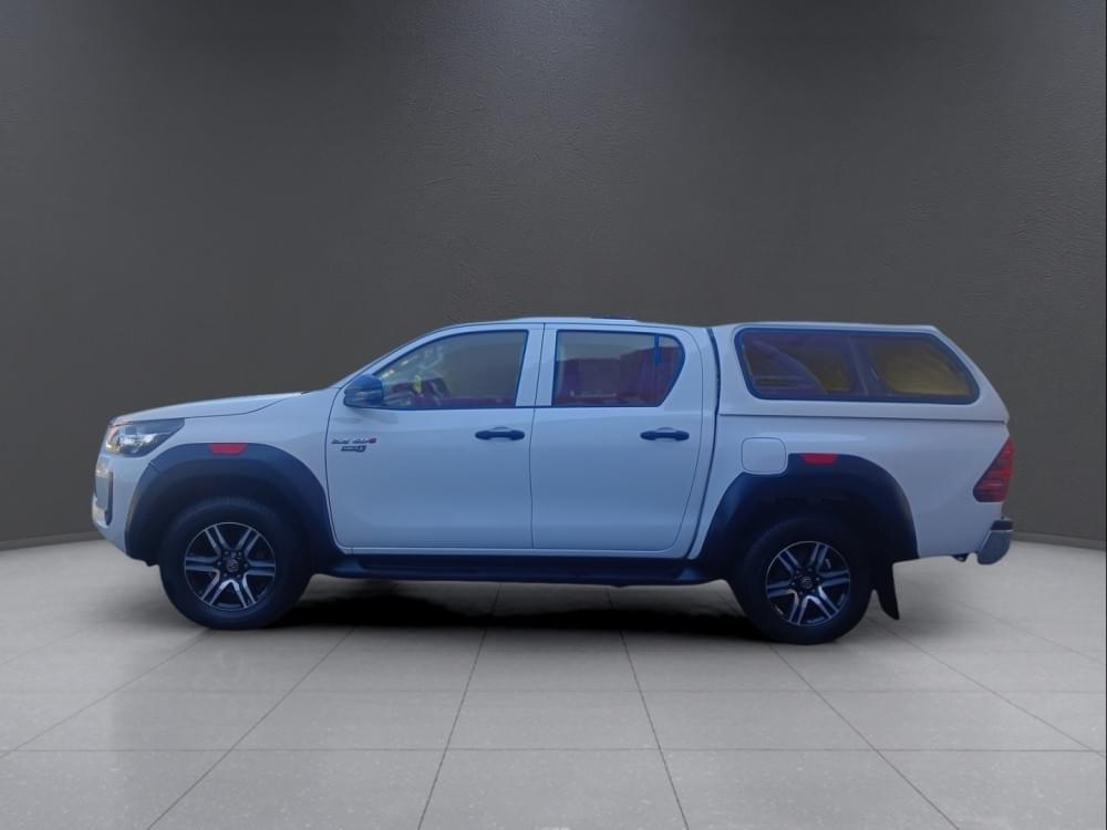 Toyota Hilux 2.4 Gd-6 Raider 4X4 At D Cab