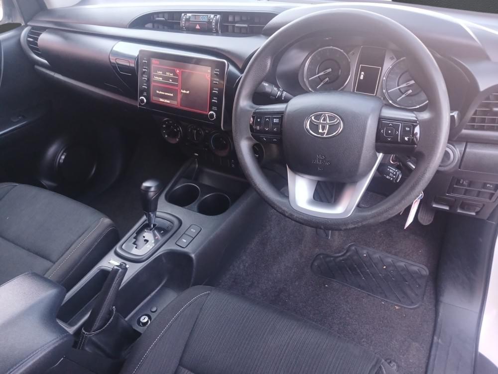 Toyota Hilux 2.4 Gd-6 Raider 4X4 At D Cab